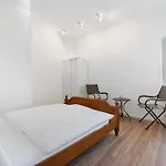 Apartment Alter Schwede 2
